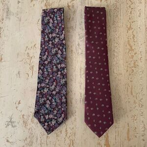 👔Two 100% silk  ties